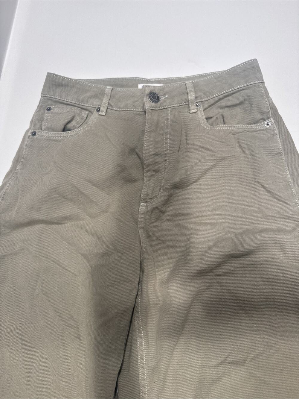 Women’s Garage Barrel Cut Pants Size 3